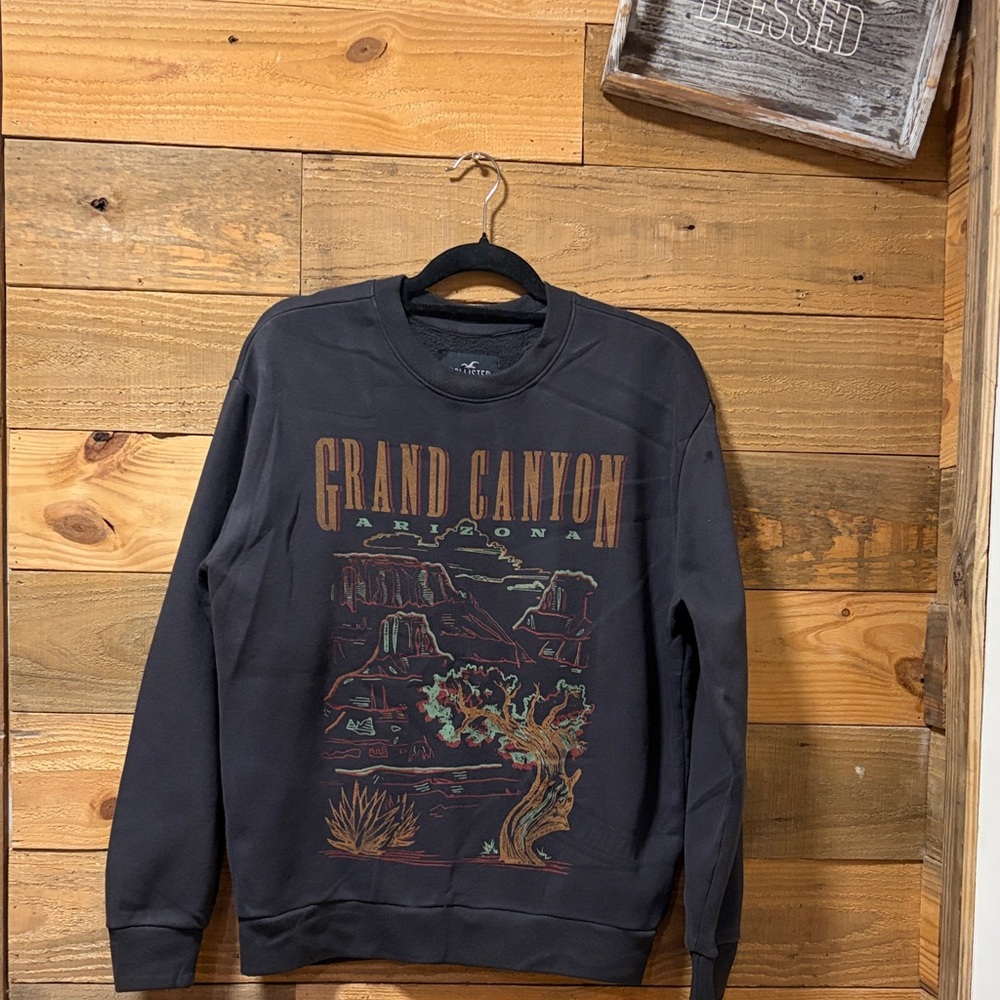 Hollister Grand Canyon Graphic Crewneck Sweater - Black